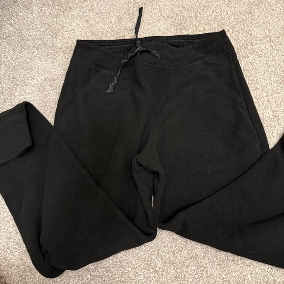 Patagonia Black Fleece Pants - Picture 2 of 3